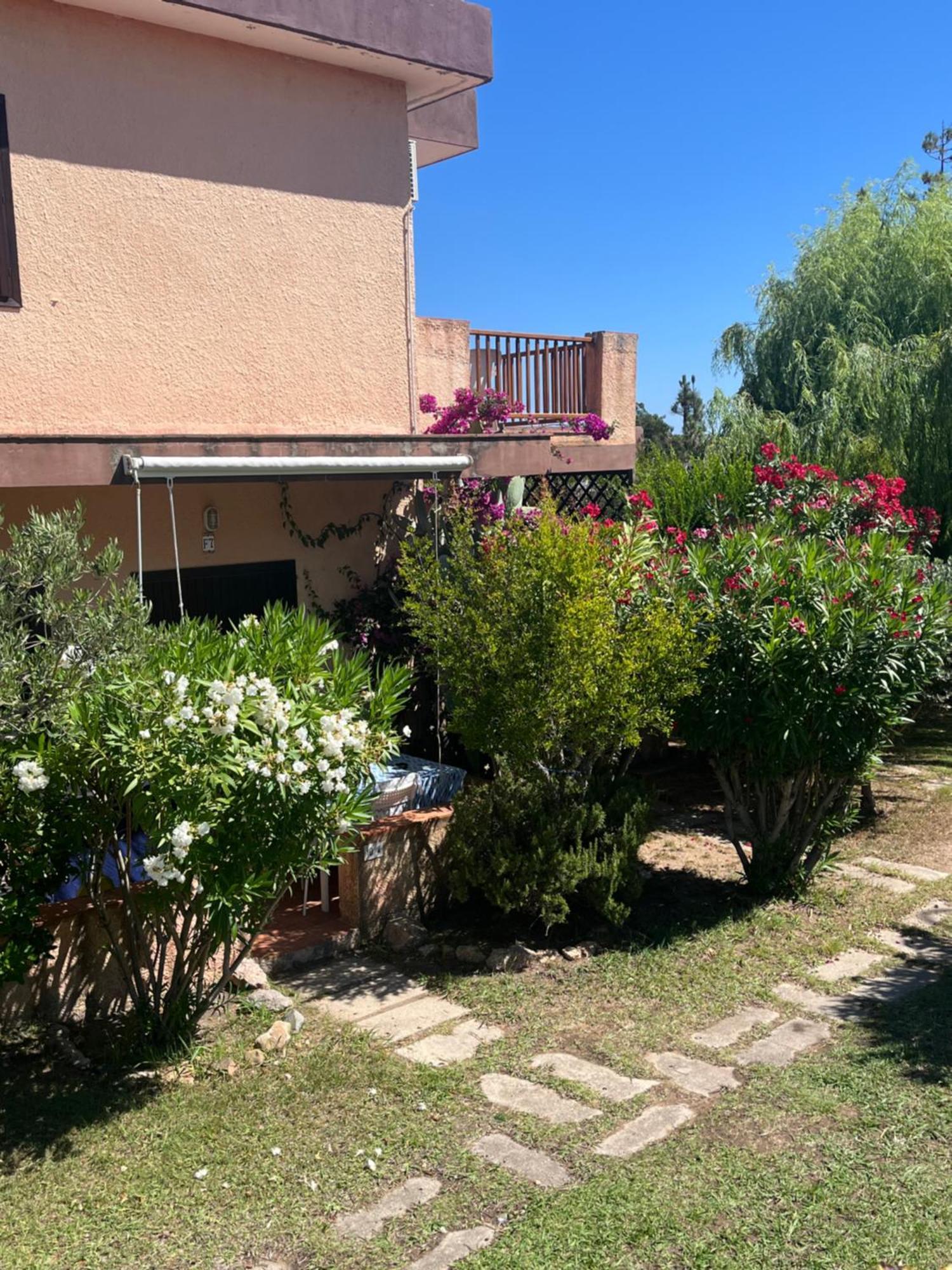Bilocali Residenza Mediterranea Cannigione Eksteriør billede