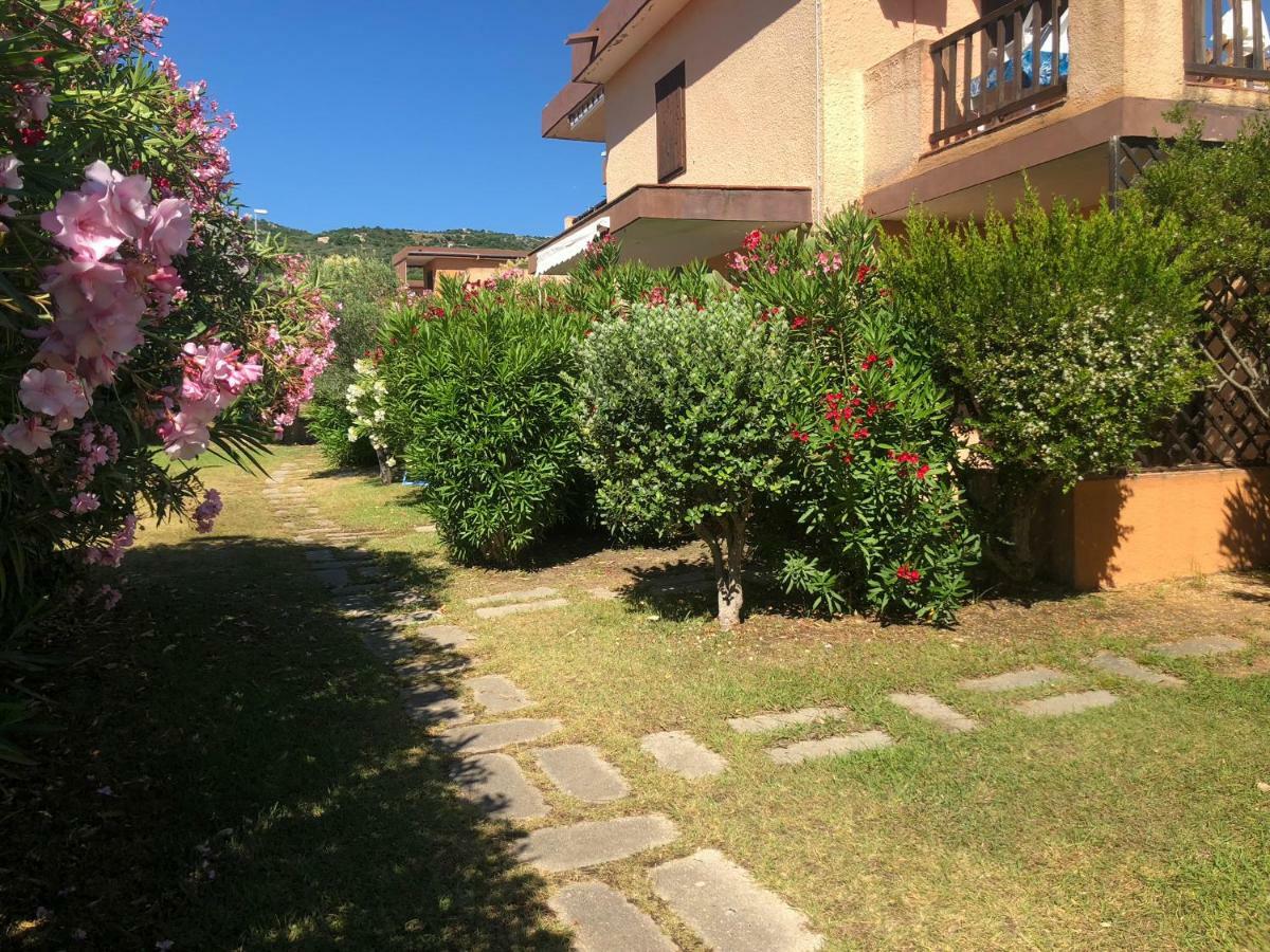 Bilocali Residenza Mediterranea Cannigione Eksteriør billede