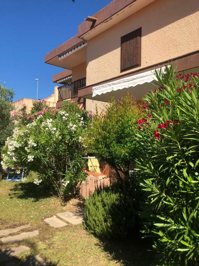 Bilocali Residenza Mediterranea Cannigione Eksteriør billede